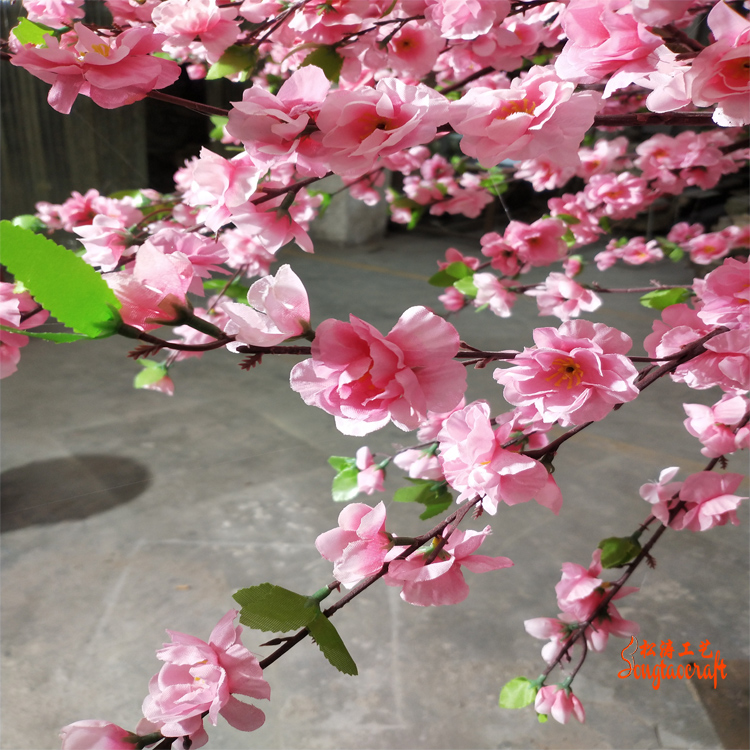 仿真桃花树真的适合绿化环境装饰吗？